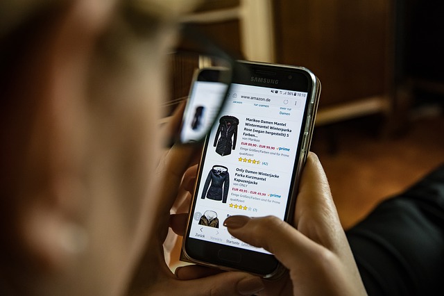 online nakupování oblečení.jpg